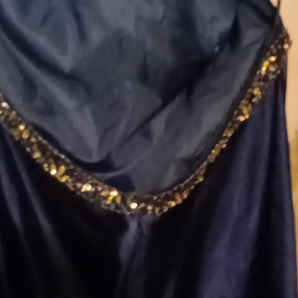Prom Dress - Picture 4 of 7